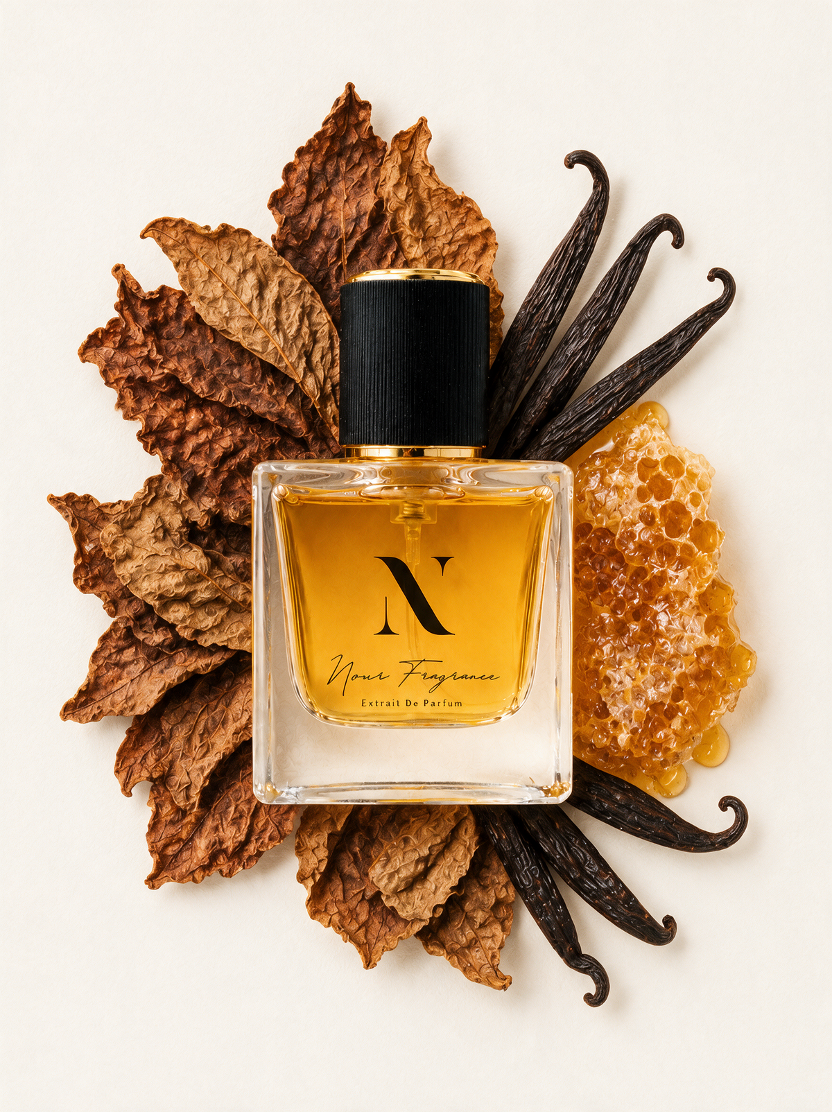 Narqos 10 Extrait de Parfum Flatlay mit Tabak, Vanille und Honig